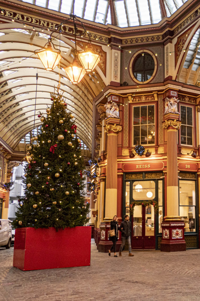 6 Best Things to Do in the City of London at Christmas 4 Leadenhall Market Christmas Treev2