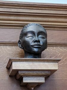 Bust of Virginia Dare in St Bride's Church 