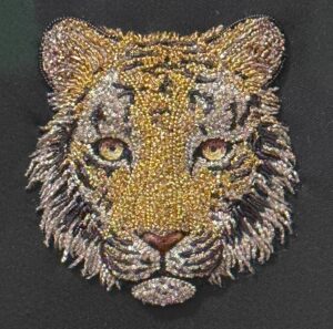 Tiger, Laura Baverstock made with gold and silver wire